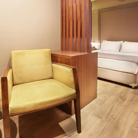 Отель Taksim Premium Стамбул