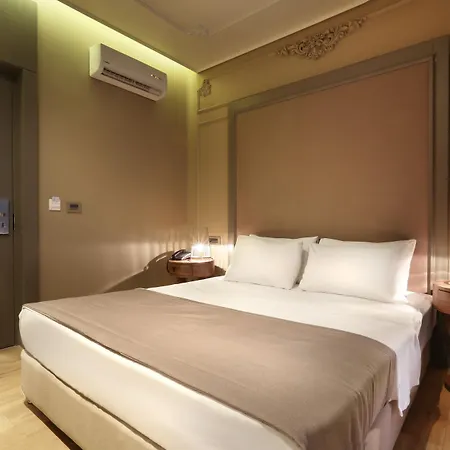 מלון Taksim Premium