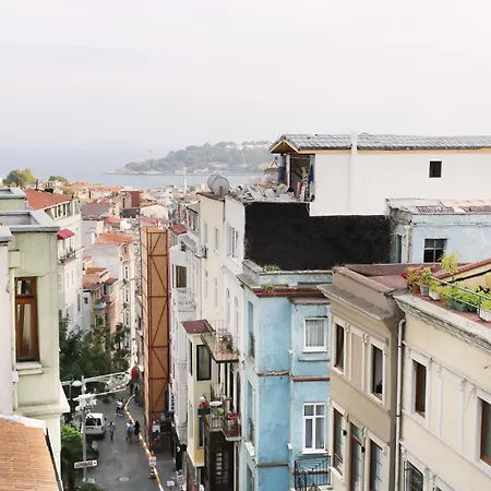 מלון Taksim Premium 3*