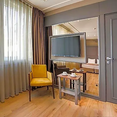 Szálloda Taksim Premium