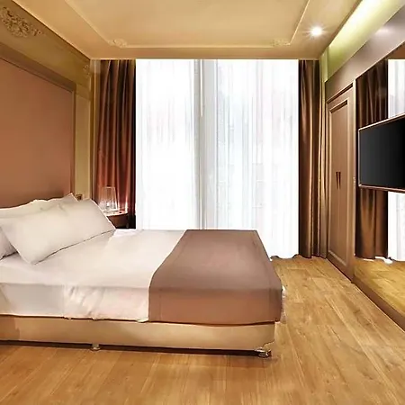 Taksim Premium 3*