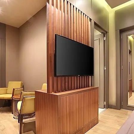 ホテル Taksim Premium イスタンブール