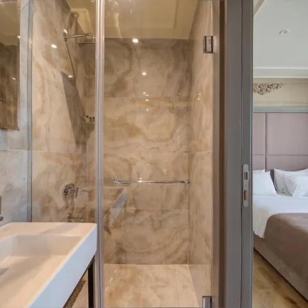 Taksim Premium فندق