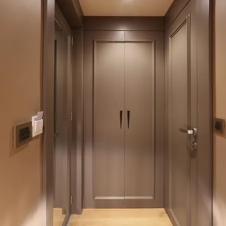 Taksim Premium 3*