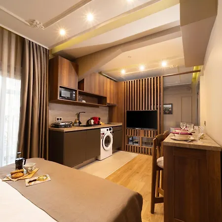 Taksim Premium 3*